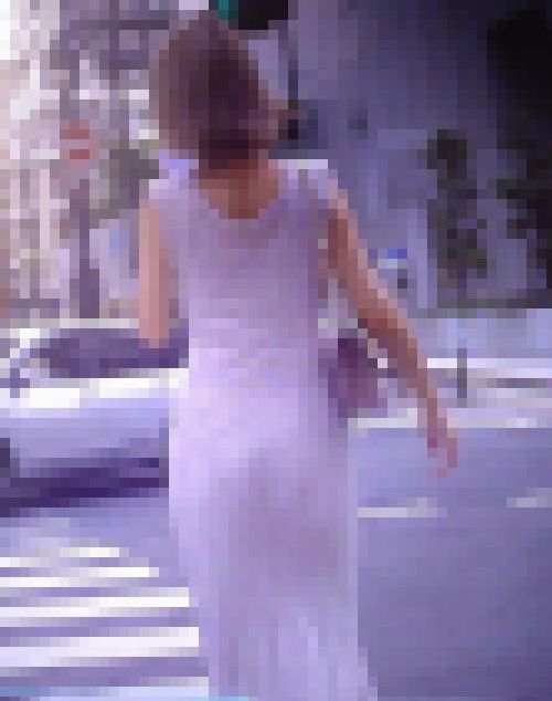 超絶クビレ美人ギャルの信号待ち風景がとってもエロくて美しい サンプル画像2