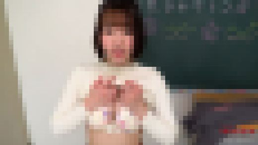 架乃ゆら 4K動画 最高の卒業祝い お願いパンチラ編　サンプル画像1