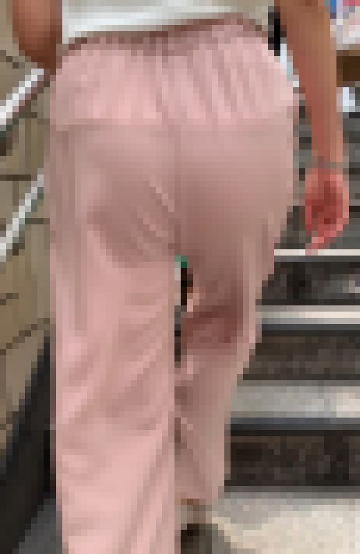【好評再販SALE】ピンクパンツ姿の女性がメインで最後まであります！白ワンピは途中までの階段【76】　サンプル画像3
