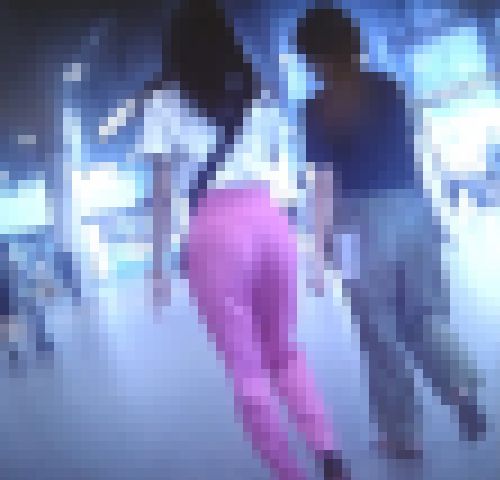 激カワ美少女のピタパンプリプリ美尻の割れ目に大興奮 サンプル画像1