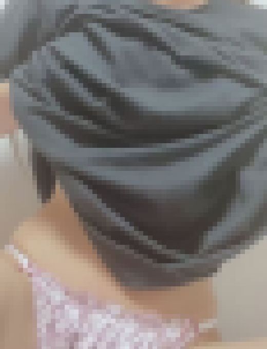 貧困裏アカ女子めぐの自撮り自慰動画＃16　サンプル画像1