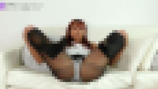 競泳水着の上から黒ストッキングを穿く。　サンプル画像2