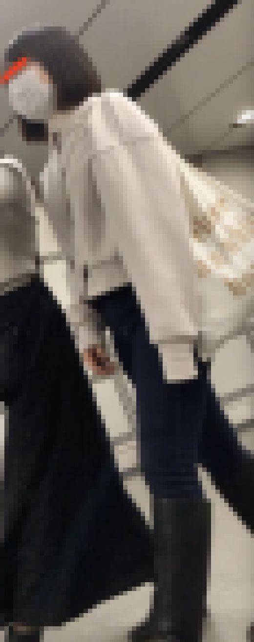 017 ピッタリ張り付くスキニー神尻　サンプル画像2