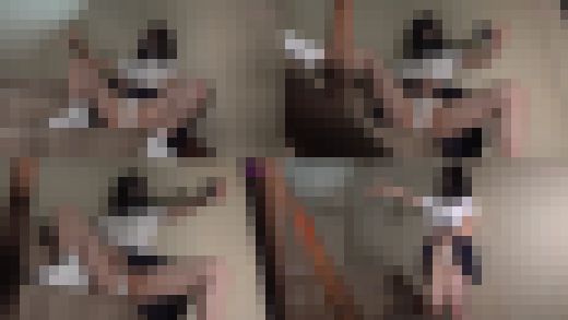 ミニスカJ.Kちゃんに野外で露出させたい！（4） 床隠しカメラでパンチラ盗撮、マ●コ自撮り編　サンプル画像2