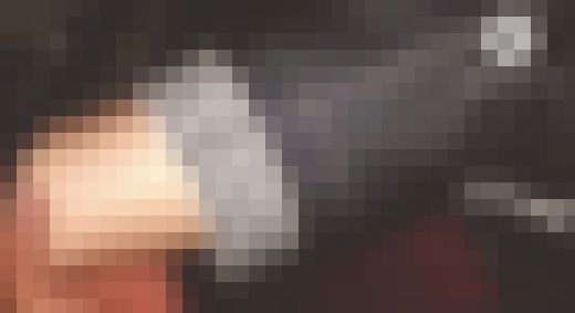 チビ達のお迎えついでに立ち寄って、半脱ぎのままハメられる事務員さん サンプル画像1
