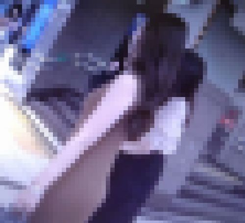 女子アナ系のモデル級の清楚美女がタイトワンピ着て歩いてるよ サンプル画像1