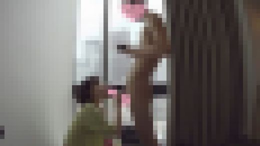 ピチピチ白レギンスに興奮！着衣フェチ【日本人は美しいvol.07】19歳みりやちゃん【個人撮影】7エッチ目 固定カメラ①　サンプル画像1