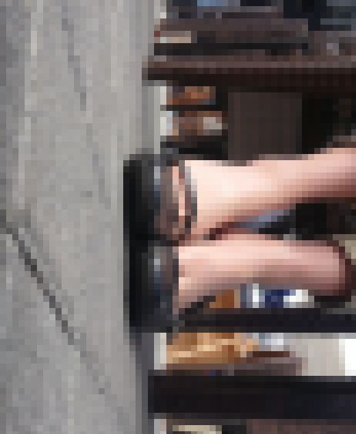 ４Ｋ★初期名作★靴屋でも収録！アホみたいに臭い！素足パンプスで８時間歩き回った美少女の悪臭の実態を徹底調査！　サンプル画像3