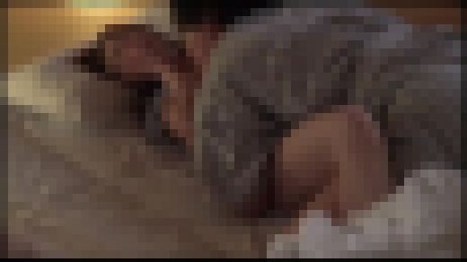 【ブリット】人妻貧乳 #045 [EQ-376-19]　サンプル画像1