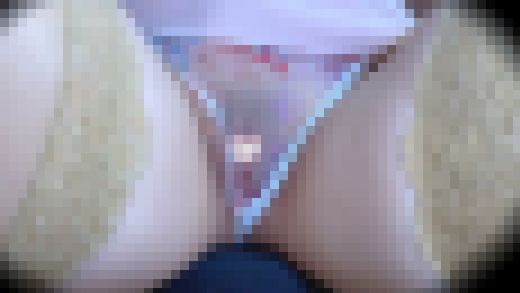 美容皮膚科にて見付けた激エロ下着の神看護師(パイパン・パン染み・スケスケ) サンプル画像3