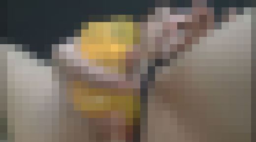 【まんこアングル】むちぷにゅおまんこ肉ビラにドスケベな衣装が食い込む変態オナニーする女　05　サンプル画像1