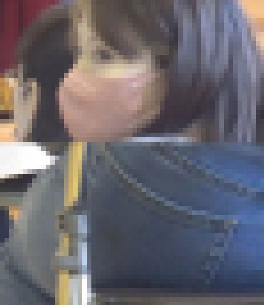 【30代熟女の巨尻】学習発表会はママたちの巨尻発表会w パイプ椅子からはみ出るエロケツを視○w サンプル画像3