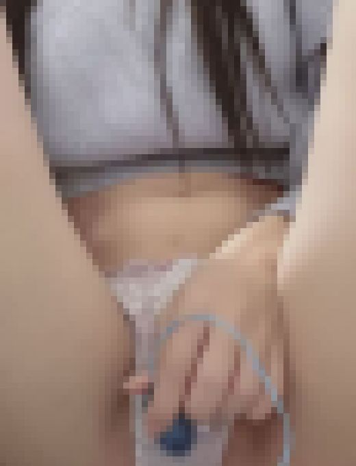 貧困裏アカ女子めぐの自撮り自慰動画＃17　サンプル画像3