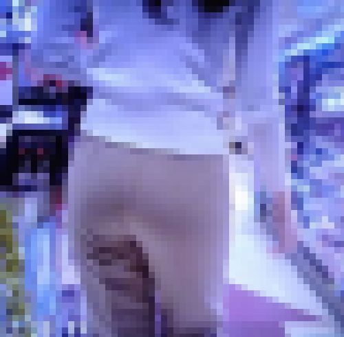 スタイル抜群の美人OLがピタパンでプリプリのお尻をムニュムニュさせて歩いてるよ　サンプル画像2