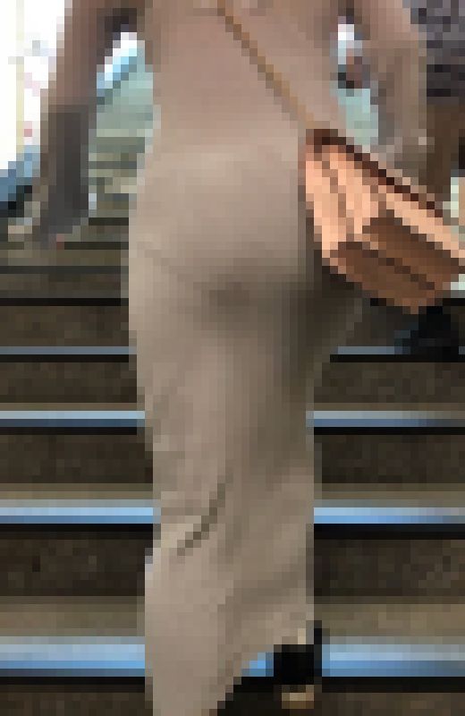 【好評再販SALE】清楚OLとエロ女子大生の詰め合わせ！銀行員のエロい女の収録！男の勃起チンポを食う！【122】　サンプル画像1