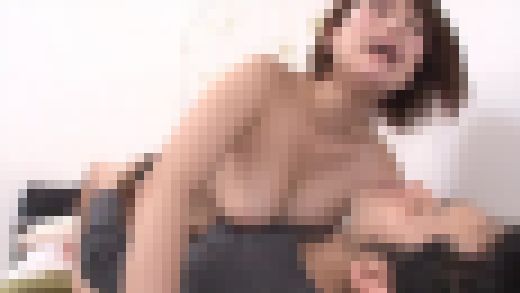 裸よりエロい着衣美尻の人妻ナンパ！File.3　サンプル画像2