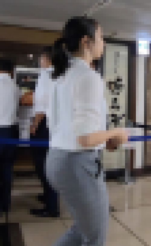 ムチっとヒップのパンツスーツOL　サンプル画像1