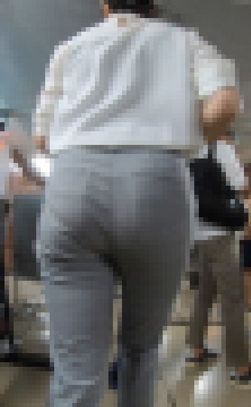 ムチっとヒップのパンツスーツOL　サンプル画像2