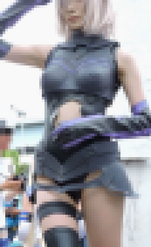 コスプレ2017夏へそが特徴的?ワキ見せ細い腕脚体【動画】イベント編 3830 サンプル画像2