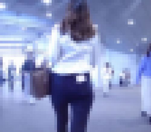 美人OLがタイトパンツ履いて美巨尻モッコリさせて歩いてるよ サンプル画像2