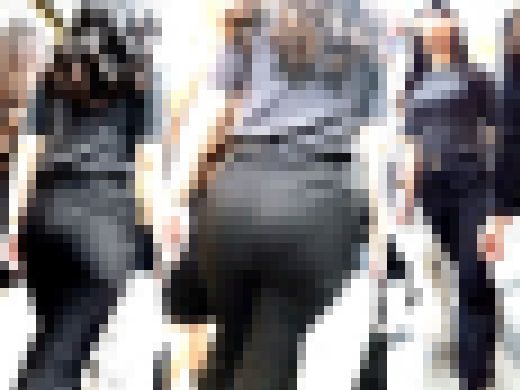 ロン爺の４Ｋピタパン女563　恵まれたボディのお姉さん　サンプル画像1