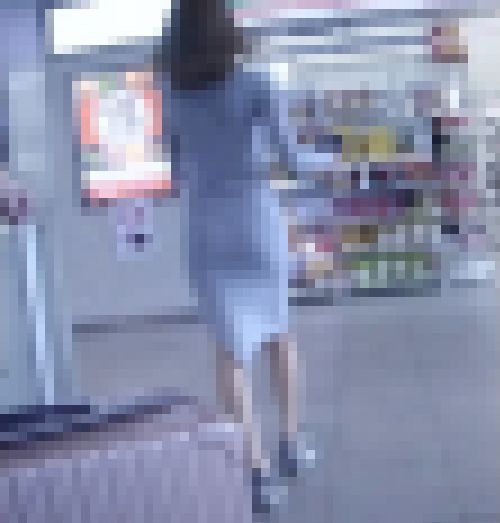美巨乳セクシー美女が超セクシータイトワンピで通り過ぎたよ サンプル画像2