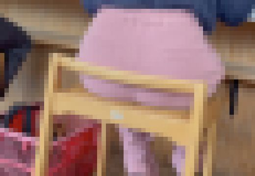 【20代のプリ尻】無防備な尻を視◯されながら ○ーメンをすするタヌキ顔女子 【4K】 サンプル画像1