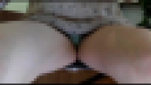 【S-EYE】僕の前でわざとチラリ露出する人妻たち #002 [SPYE-180-02]　サンプル画像1