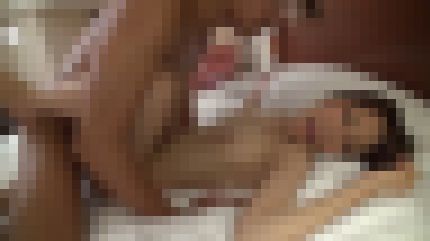 スレンダー美乳の21歳土産物屋店員が羞恥プレイに興奮してアソコをビショ濡れにして喘ぎまくる サンプル画像3