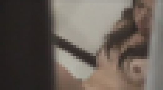 【民家】【窓】【覗き】【オナニー】リアル流出映像。素人女子の自宅顔　31　サンプル画像3
