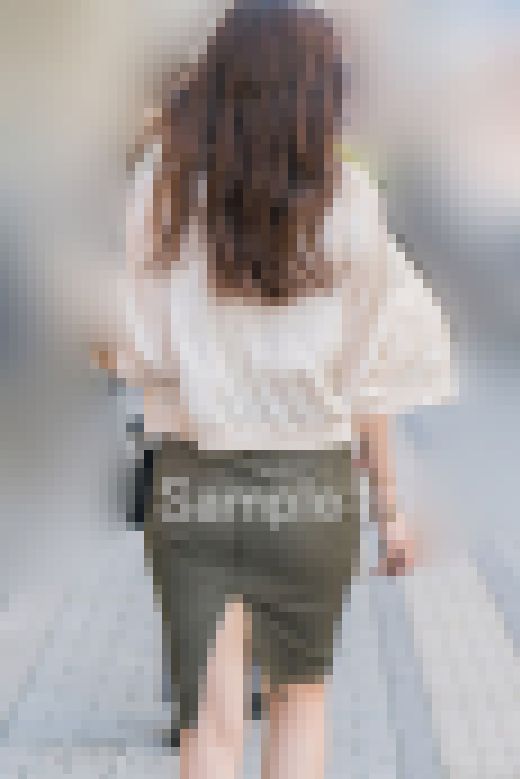 セクシーなお姉様方!全員美脚に深いスリットからのふとももエロ過ぎ! サンプル画像3