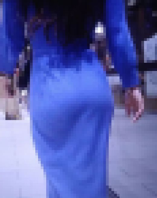 超セクシー美女がタイトワンピ着て極上美尻ピタピタで歩いてるよ　サンプル画像1