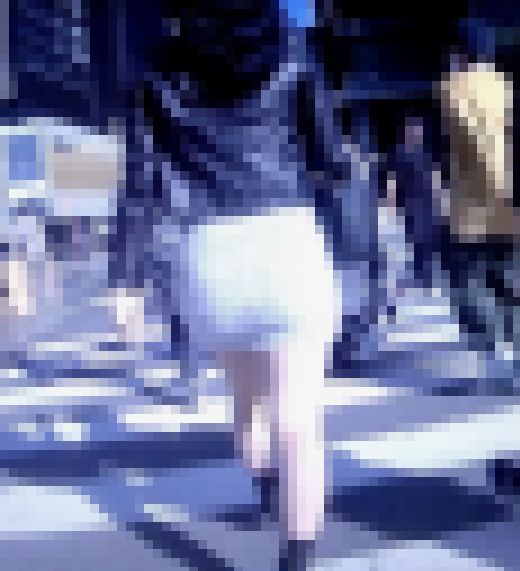 セクシー度満点の美女がタイトニットワンピ着て美巨尻モッコリさせて歩いてるよ　サンプル画像1