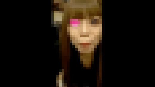 【流出】会社の便所に20歳セフレを呼び出し、上司の横でSEXに挑戦!!いつバレるかひやひやしながらフェラ＆ディープキス騎乗位で中　サンプル画像1