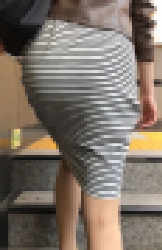 【好評再販SALE】美脚！美尻！エロ尻！三拍子揃った変態エロ尻oLの階段ウォーキング！エロい肉尻が最高！【173】　サンプル画像2