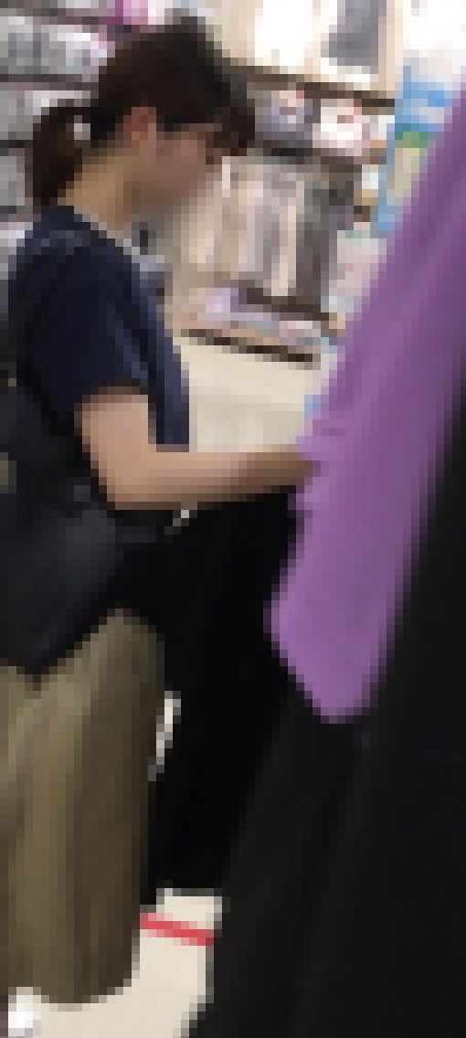 #17○パンチラ三人女子リターンズ○　サンプル画像3