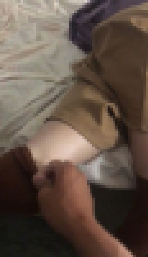 ２１歳歯科学生、２５cm足裏くすぐり！②４９秒　サンプル画像2