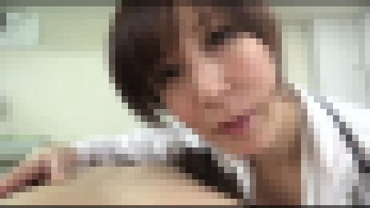 【ジャネス】糸を引く粘膜唾液を垂れ流し、自らたっぷり喉奥イラマチオする変態おしゃぶり女たち #003 GYAZ-136-03 サンプル画像1