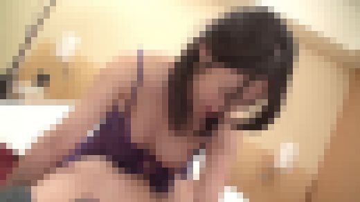 【素人】淫乱な黒髪妊婦とNTR中出しセックス サンプル画像2