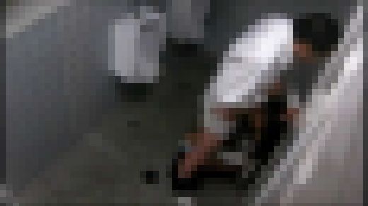 ◇ビルのトイレに連れ込まれてSEXをさせられる女の子を隠し撮り　Part 12　サンプル画像1