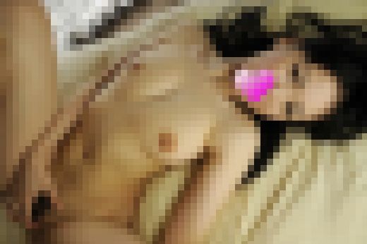 グラビア　巨乳美乳レディの誘惑　さとみ42才　　サンプル画像2