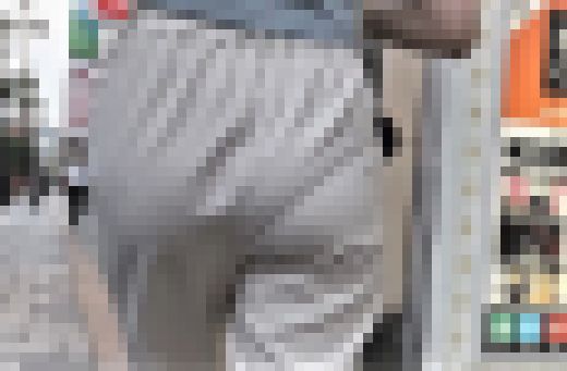 ムチムチ パン線 透け くい込み 街 パンティーライン、尻 サンプル画像2