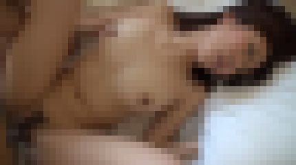 スタイル抜群のエロい20歳女子大生が大好きな正常位でガンガン突かれ悶絶　サンプル画像3