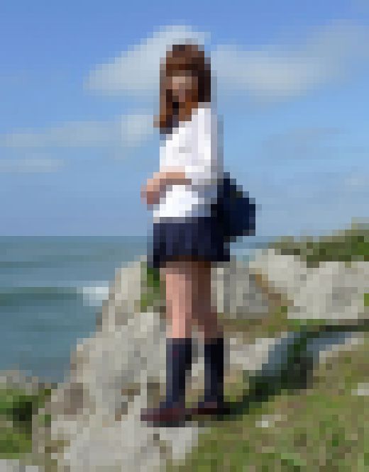 素人投稿mp4動画 アイドルになりたいコスプレイヤーさんと野外で露出しまくり! 【Part.01 絶景海辺で乳首舐めと即尺】 ◆ サンプル画像1