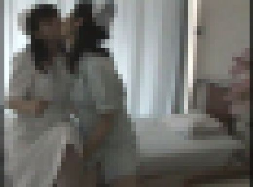 深夜の当直看護師たちのレズビアン行為の隠し撮り 03 サンプル画像1