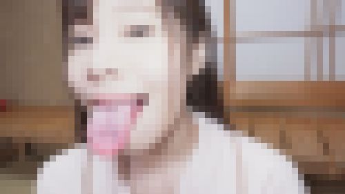 顔面に這いまわる淫舌を見せつけ特濃唾を飲ませてくれるフェロモン女子(完全オリジナル) サンプル画像1