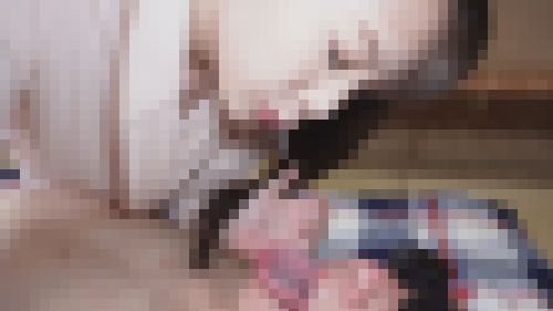 顔面に這いまわる淫舌を見せつけ特濃唾を飲ませてくれるフェロモン女子(完全オリジナル) サンプル画像2
