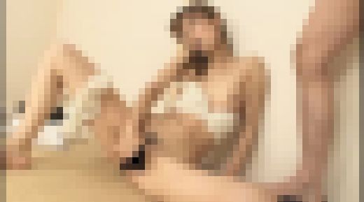 旦那さまとはセックスレスで溜まった美熟女さんに【せんずり】見せたらどおなるんだろう? 07 サンプル画像3