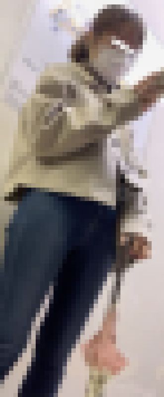 092 女子大生のピッタリしたスキニー尻を尾行　サンプル画像2