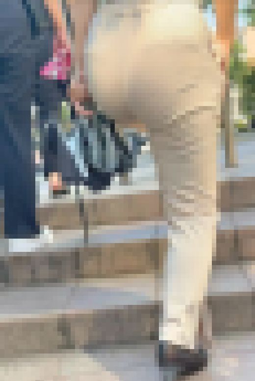 肉感寸胴エロボディと安産型のデカケツ！ヘビー級のジューシー爆尻をプルンとさせて男を誘惑！下品なパンツスーツお姉さん編　サンプル画像2